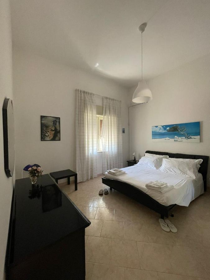 Villa Carmela A San Pietro In Bevagna Luaran gambar