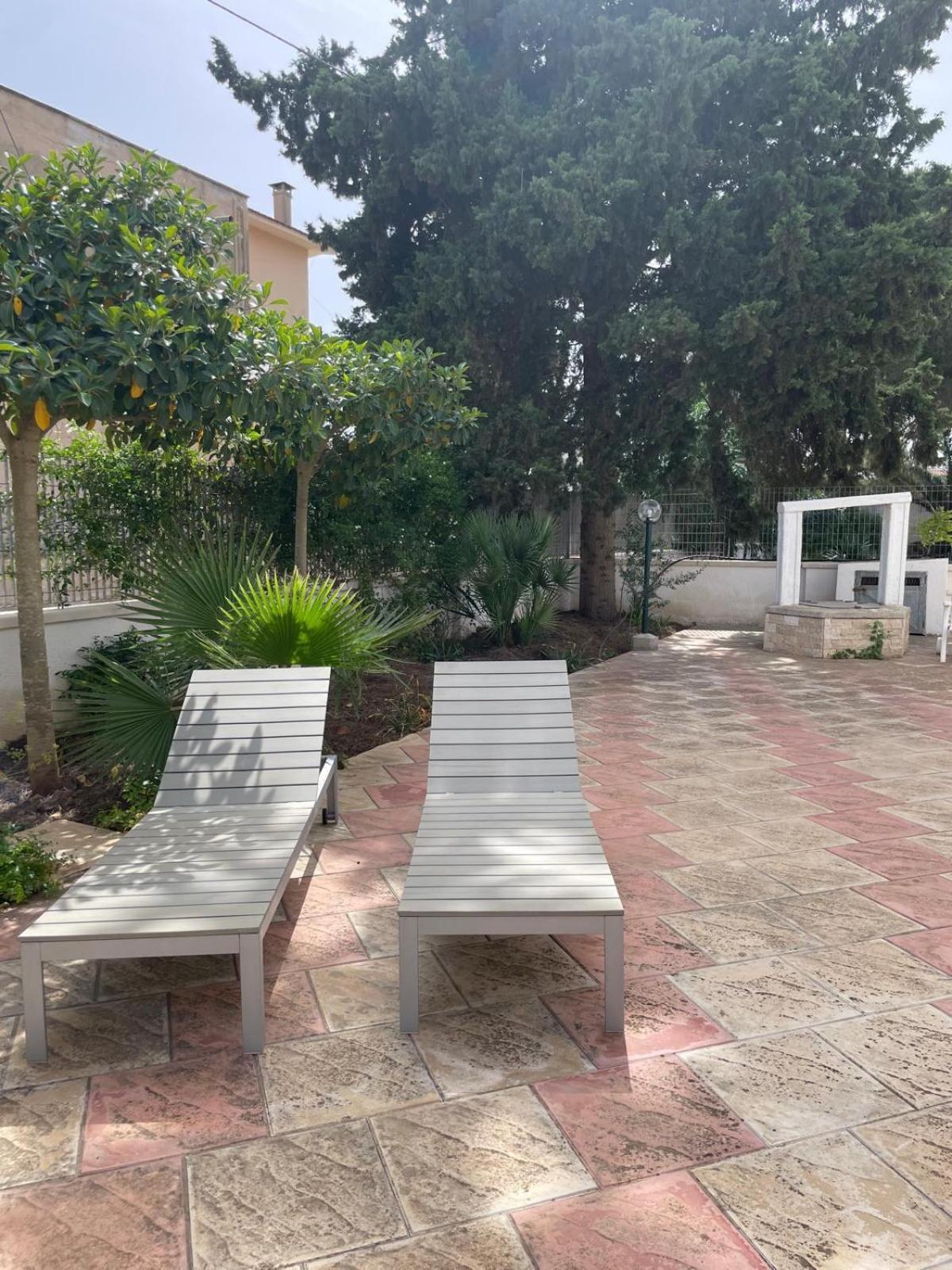 Villa Carmela A San Pietro In Bevagna Luaran gambar